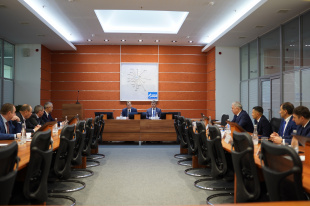 Олег Ляпустин встретился с трудовыми коллективами уфимских газовых компаний